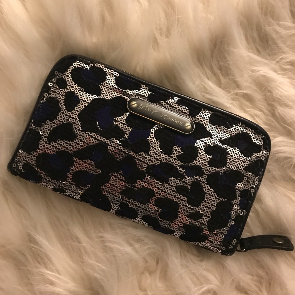 Betsey Johnson wallet